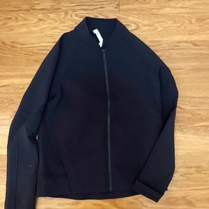 Lululemon black neoprene feel bomber jacket size 6 EUC